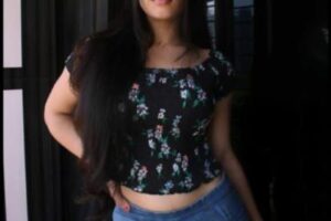 Affordable Escort Service in Dhone with Hotel Visit