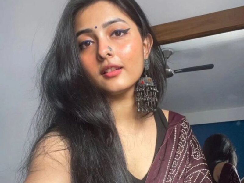 Affordable Escort Service in Amreli with Hotel Visit